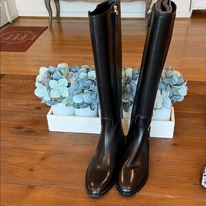 NWOT Tory Burch Wyatt Riding Boot Black Knee-High Leather size 7